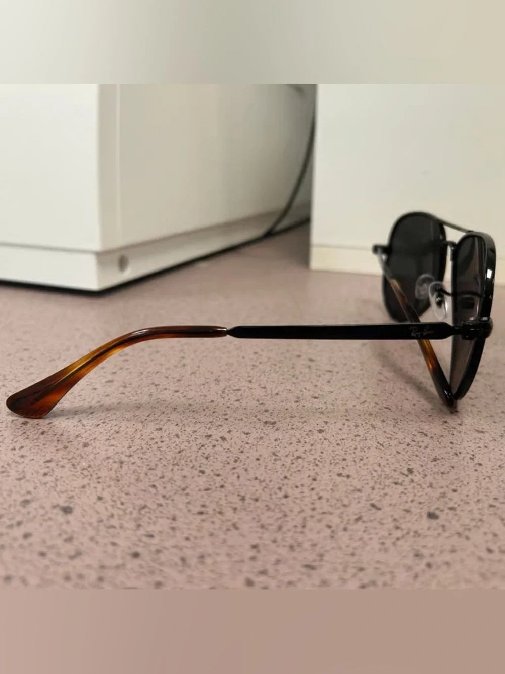 Ray-Ban Black Aviator Sunglasses - Polarized Lenses